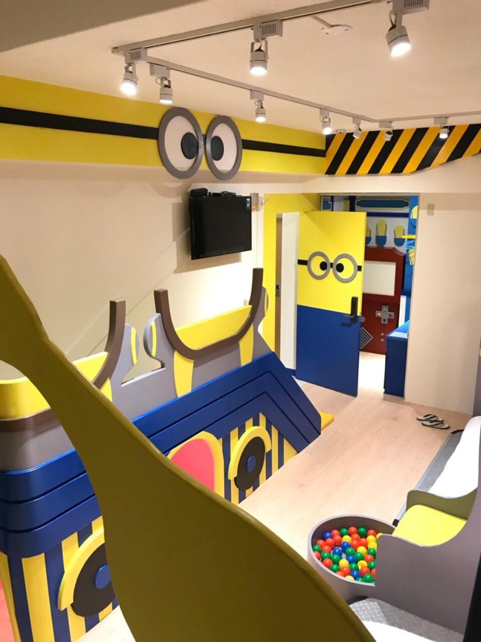 Fun Holiday Family Hostel Тайнань Экстерьер фото